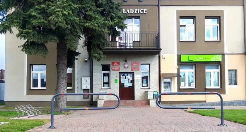 RIO prześwietliło urząd gminy w Ładzicach. Nieprawidłowości spisano na kilkunastu stronach. Zalecenie pokontrolne to 38 punktów