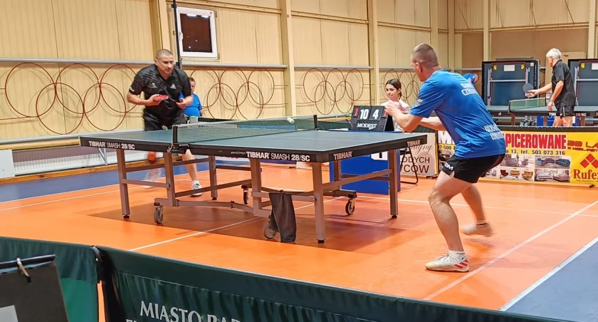 UMLKS Radomsko pokonał zdecydowanie Kusego Łobudzice 8-2. Rezerwom poszło o wiele gorzej
