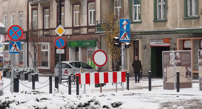 Zgodnie z umową. Mieli czas do końca miesiąca. Reymonta od Narutowicza do Żeromskiego znów przejezdna