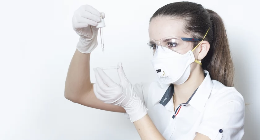 Sanepid zatrudnia osoby uciekające z Ukrainy i wzmacnia system nadzoru sanitarno-epidemiologicznego 