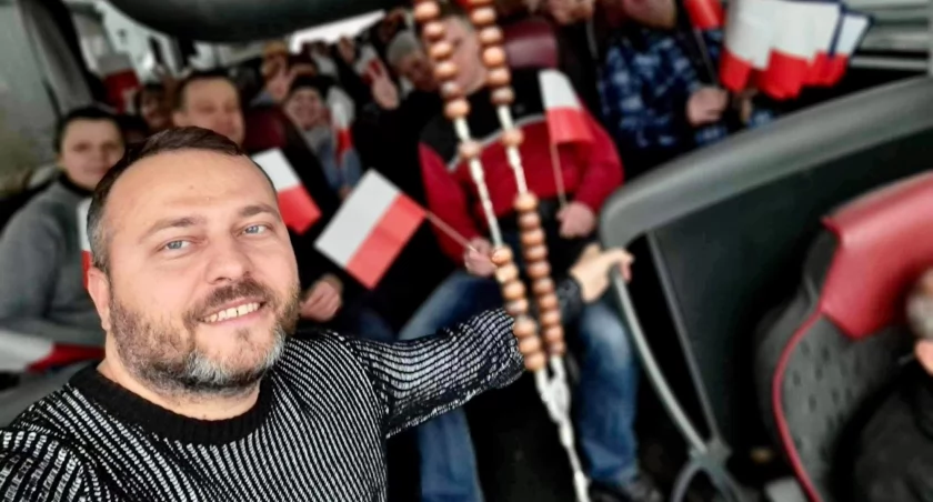 Poseł Anna Milczanowska wyjechała z radomszczanami na protest do Warszawy. Bronić TVP