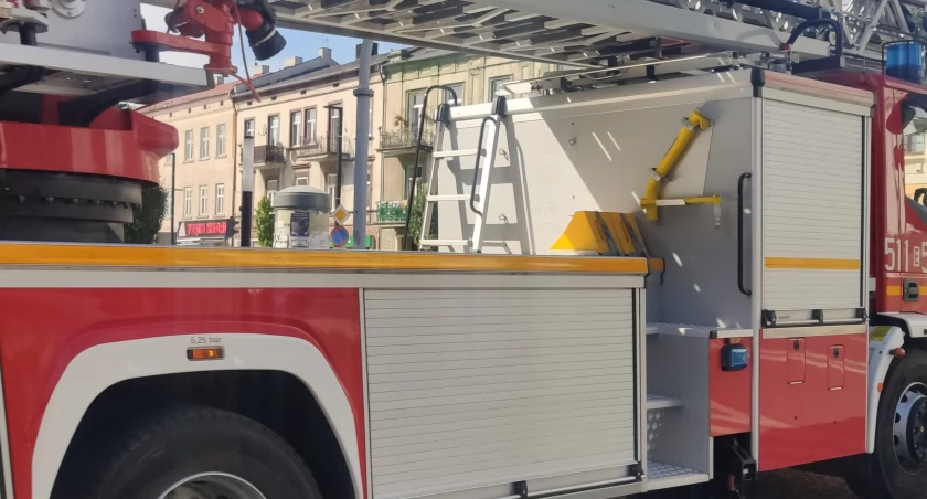 91-letnia kobieta zginęła w pożarze w jednym z domów w dzielnicy Sucha Wieś. Doszło do niego w niedzielę