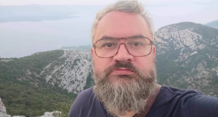 Nowa farma trolli już jest, kolejne miliony dla funkcjonariuszy też [podcast z Grzywy]