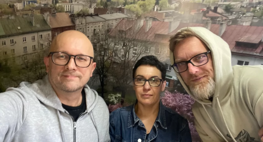 Jak PiS budował mur na granicy to źle, jak Platforma to dobrze? Wielka kłótnia w podcaście Redakcyjne Kolegium Wyborcze