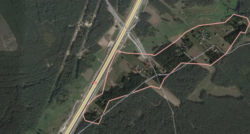 Kolizja na autostradzie A1. 33-latka jechała zbyt szybko. Straciła panowanie nad samochodem