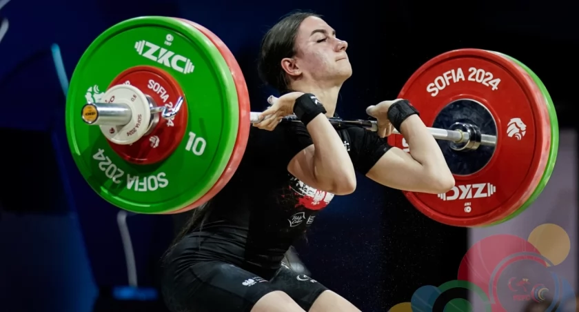 Oliwia Drzazga, zawodniczka UMLKS-u Radomsko, wywalczyła srebro w Mistrzostw Europy w podnoszeniu ciężarów
