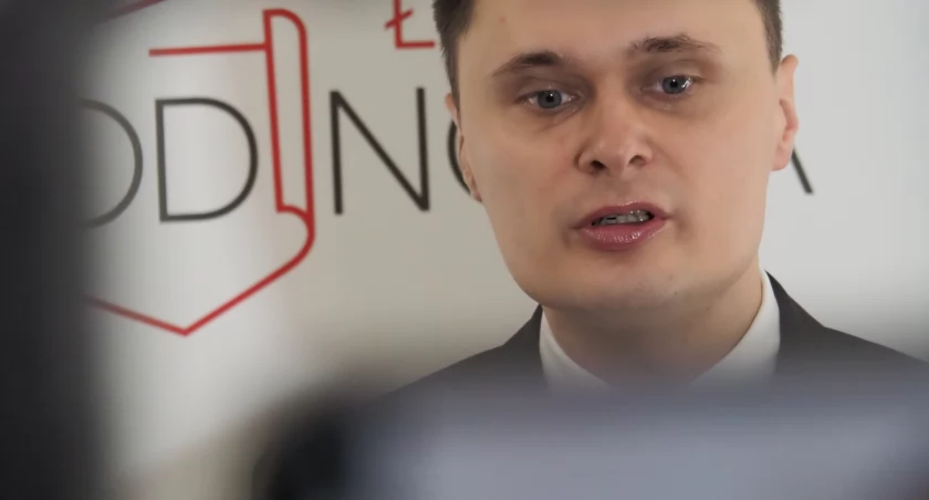 Oj, zamieszał na lokalnym rynku przedwyborczym poseł Krzysztof Ciecióra [Łuszczyn komentuje]