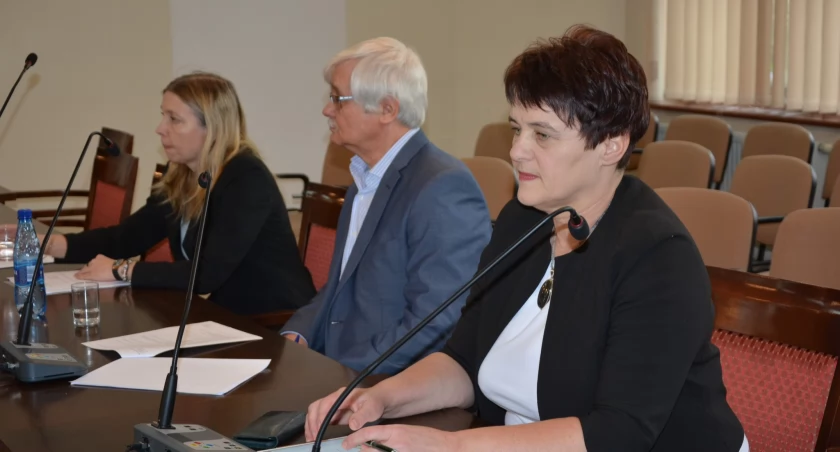 Szpital z 10 mln zł na plusie wybiera się na zakupy. Na liście m.in. tomograf i fotowoltaika