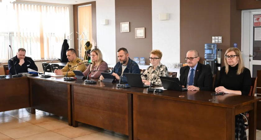 Bezpieczeństwo w liczbach. 1533 przestępstwa, 597 zatrzymanych, 309 pożarów, 7 osób rannych, jedna osoba zginęła