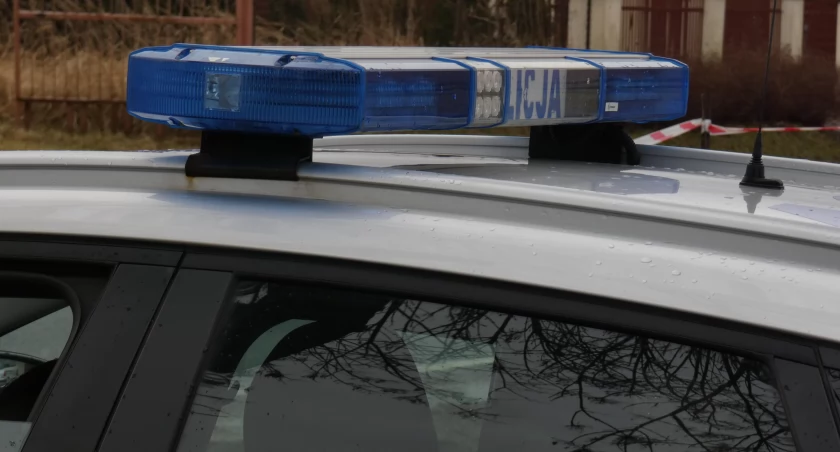 Ma 34-lata, a w wydychanym miał ponad promil. I o 53 km/h za dużo na liczniku. Grozi mu do 3 lat więzienia