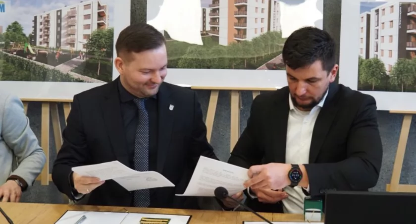 [FILM, ZDJĘCIA] SIM - umowa podpisana. Poseł Ciecióra: To nie jest kampania samorządowa, taki jest harmonogram
