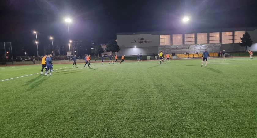 Liga okręgowa rusza pod koniec marca. Daniel Dymek zastąpił Marcina Brysia w Starcie Lgota Wielka