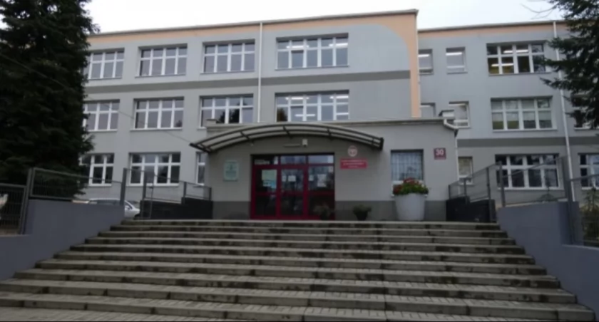 Humaniści niepotrzebni: „Staramy się dostosować ofertę do oczekiwań ósmoklasistów i ich rodziców