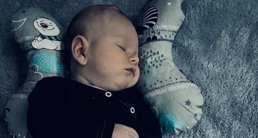 Policjanci z KPP Radomsko zagrali w charytatywnym turnieju siatkówki i piłki nożnej. Dla Filipka