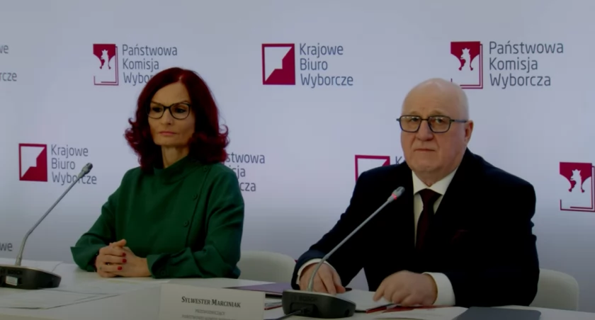 Koniec bilbordozy. Sztaby wyborcze od poniedziałku zaczynają wielkie sprzątanie. Choć jest wyjątek