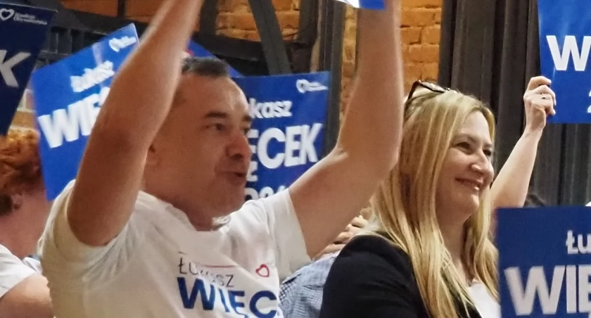 [Wybory samorządowe 2024] W Radomsku do Rady Powiatu Rząsowski przed Gaikiem i Lewandowską. Poza podium Zygma