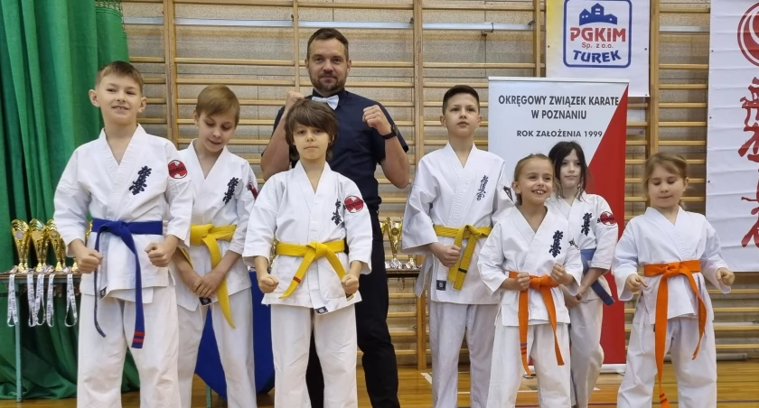 Mistrzostwa Wielkopolski w Turku. Zawodnicy Karate Randori wywalczyli dziewięć medali