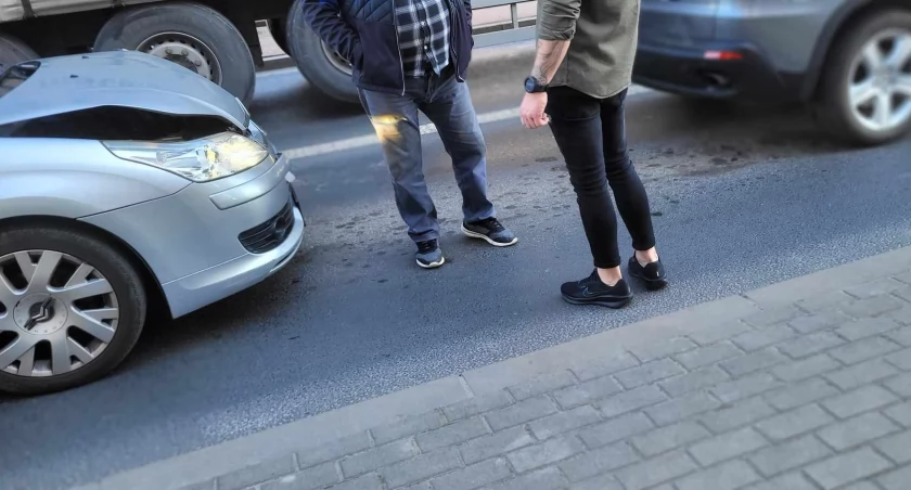 Uwaga! Stłuczka na Krakowskiej. Możliwe utrudnienia w ruchu