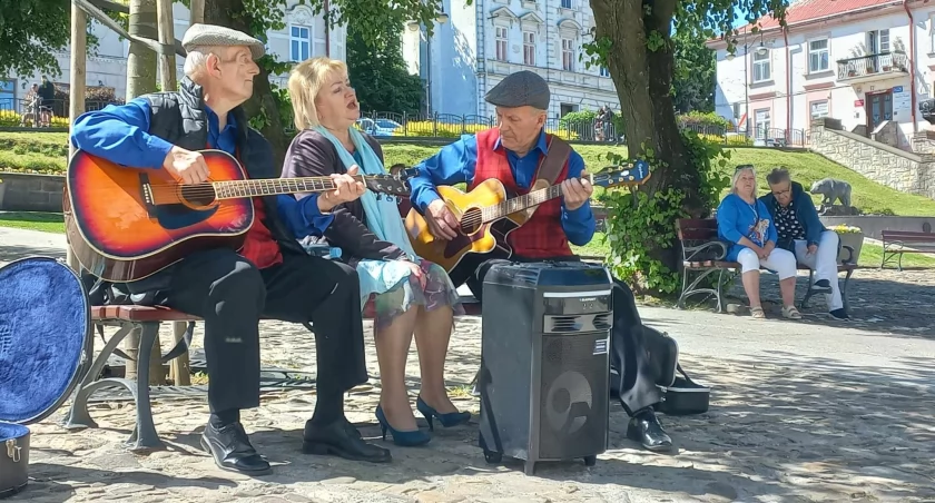 Radomszczańska Kapela Podwórkowa najlepsza w 45 edycji Ogólnopolskiego Festiwalu Kapel Folkloru Miejskiego im. Jerzego Janickiego