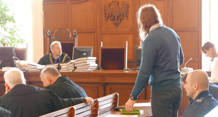 [Śledztwo GR] Wybielanie pana W.: „Dorwano działacza, który miał zdjęcia z Dudą i Macierewiczem”