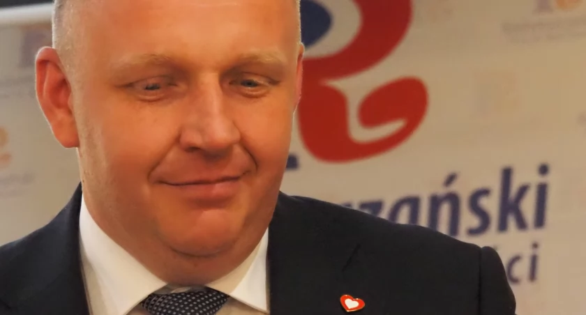 Sesja w mieście. Michał Spólnicki powinien złożyć śłubowanie, ale najpierw trzeba wygasić mandat Łukasza Więcka