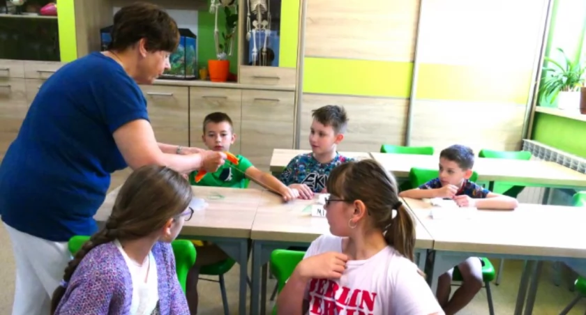 Włókiennicza przygoda w Dziepółci. Uczniowie PSP jako jedna z 26 szkół uczestniczyli w zajęciach edukacyjnych