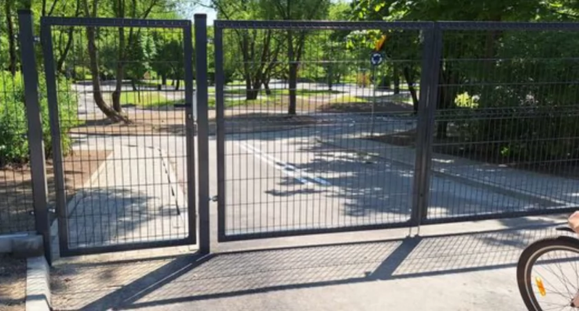 Miasteczko Ruchu Drogowego już po odbiorze technicznych, ale były poprawki. Oficjalne otwarcie we wtorek