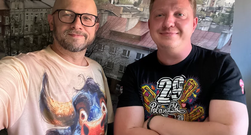 Truskawki są, Dni Radomska będą, a w szkołach wielka dziura [podcast Dwaj Panowie AA]