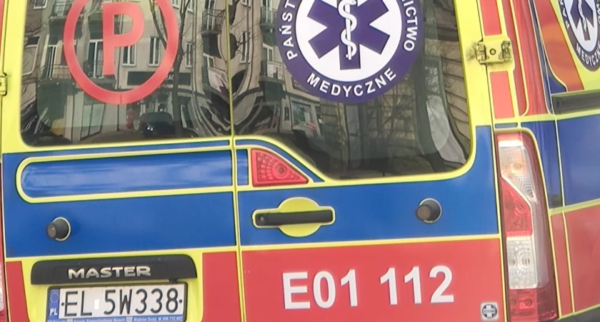 Trzymiesięczny chłopczyk nagle przestał oddychać. Do jednego z domów w Radomsku wezwano służby ratunkowe 
