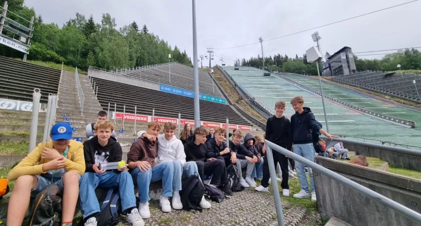 Uczniowie I LO podbijają Skandynawię. Zaczęli od szwedzkiego Ystad. Wczoraj zwiedzali  Lillehammer