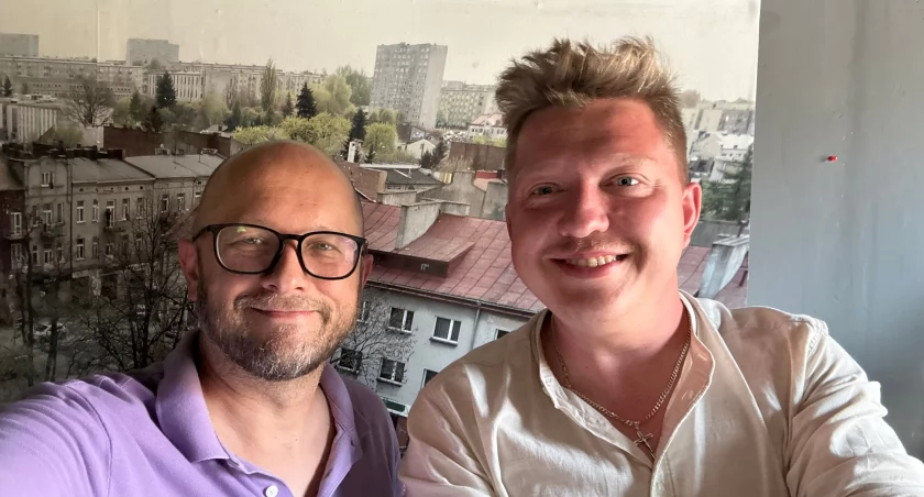 Słupek tu, słupek tam, puste centrum będę miał [podcast Dwaj Panowie AA]