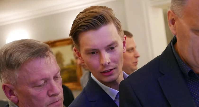 Karuzela stanowisk w TBS. Gaik prezesem, wice dla człowieka RdR, awans dla internetowego lobbysty RdR-u