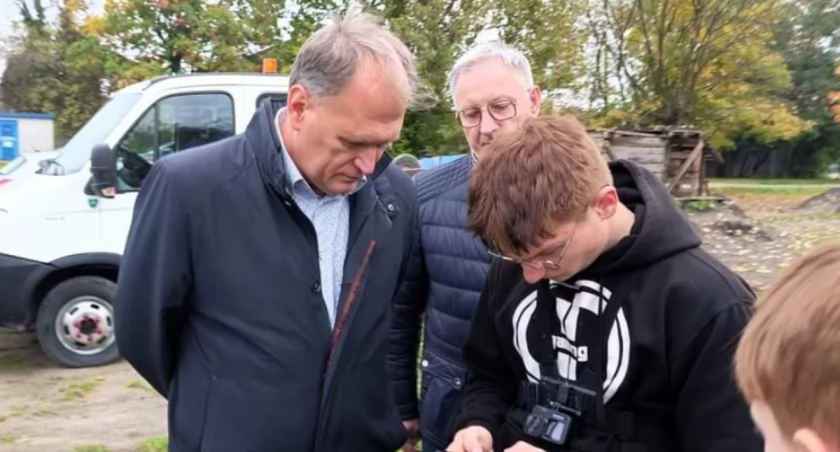 UM: Pamiętacie zdolną młodzież, która wybudowała tor przeszkód do wyczynowej jazdy na rowerze? Na mail młodych prezydent nie odpisał