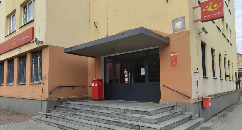 Uwaga! Poczta Polska w Radomsku zmienia godziny pracy. W sobotę poleconego nie wyślecie