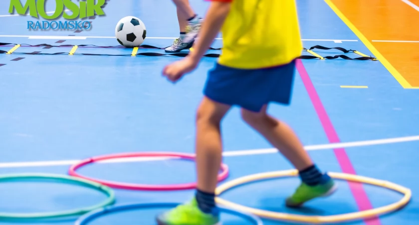  Zajęcia sportowo-rekreacyjne w wakacje. MOSiR zaprasza dzieci w wieku 7-12 lat