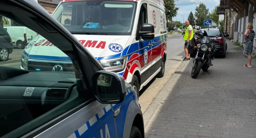 Wypadek na Przedborskiej. Motocyklista potrącił 78-latkę