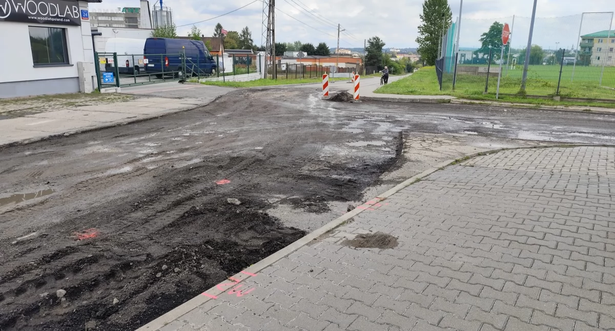 Ruszyły prace przy przebudowie ulic Grota Roweckiego i Pajdaka 
