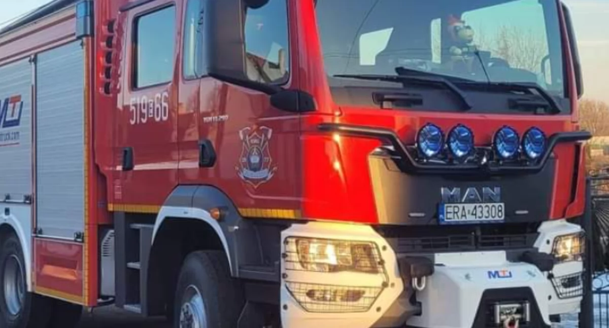 Uwaga! Wypadek w Przedborzu. Zderzyły się dwa pojazdy 
