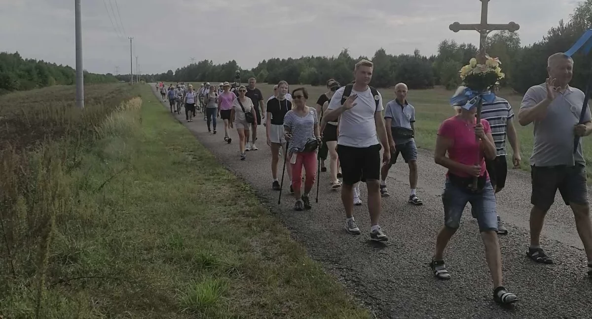 [ZDJĘCIA] Wierni z parafii pw. św. Rocha wrócili z Jasnej Góry. Teraz mogą odpocząć 
