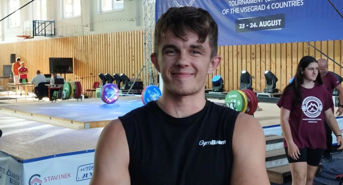 Ciężary. Dobry występ Dawida Majsego w Bobrowie na Turnieju Nadziej Olimpijskich