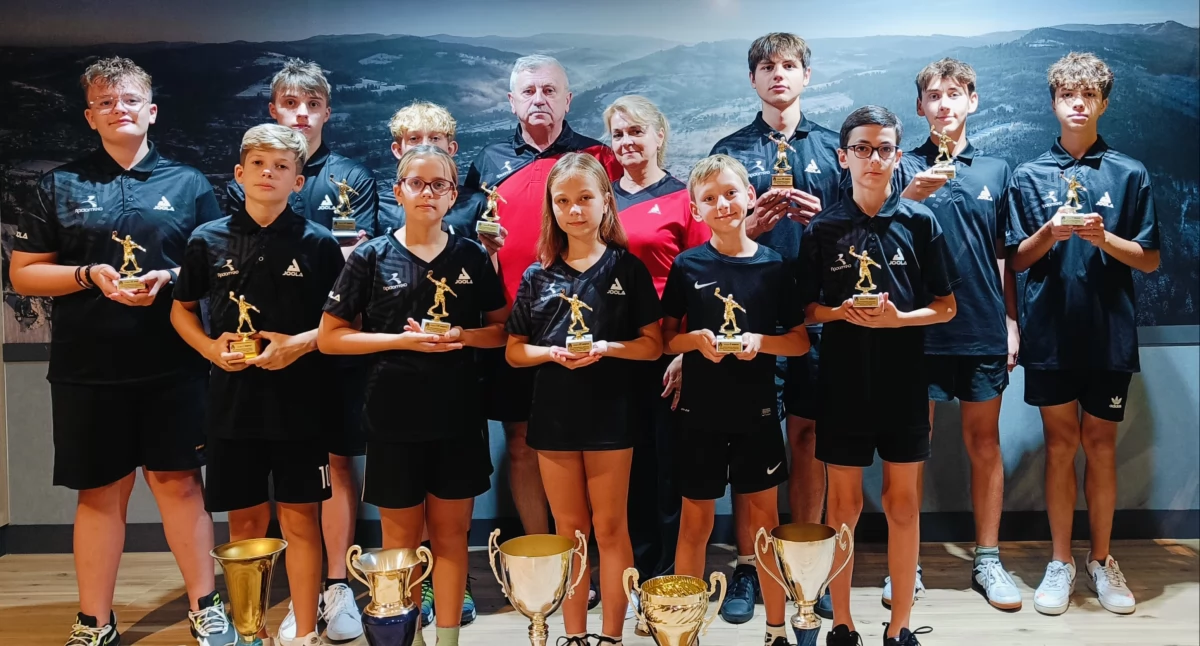 Tenis stołowy. Tenisiści stołowi wrócili z obozu w Wiśle. To już klubowa sportowa tradycja