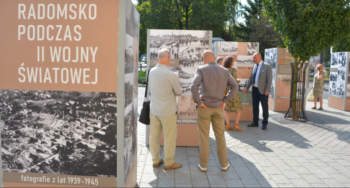 Plenerowa wystawa “Radomsko podczas II wojny światowej - fotografie z lat 1939-1945”