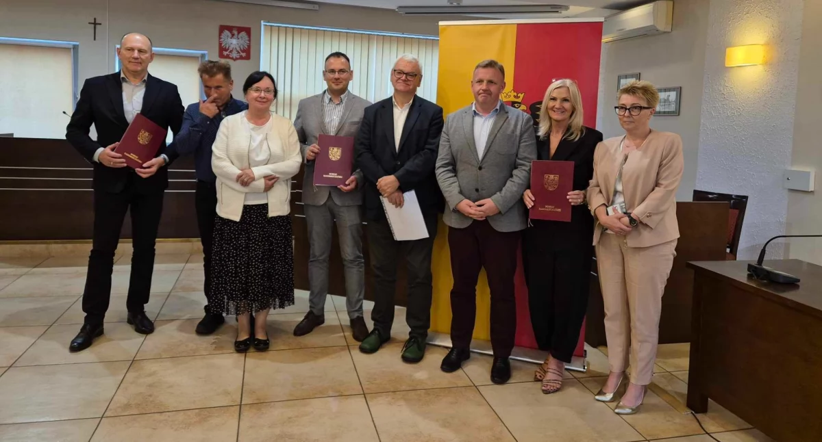 Najwyższa w województwie kwota dofinansowania z PFRON - łącznie aż 819 tys. zł, wpłynęła do budżetu powiatu. Podpisano umowy