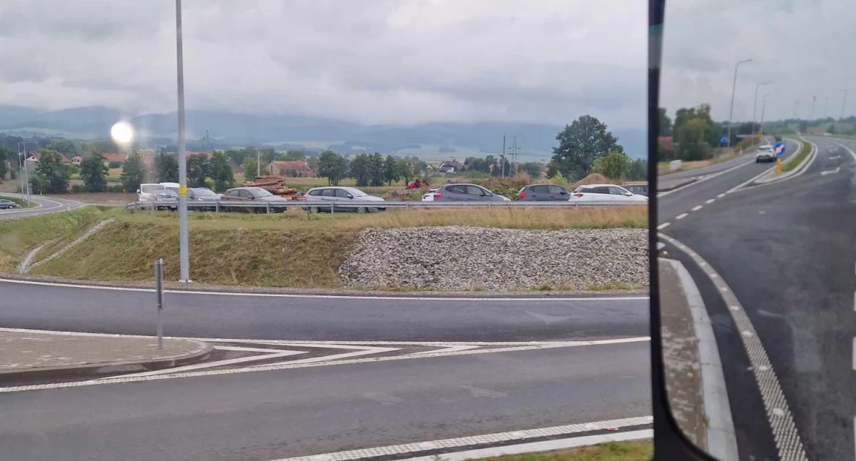 [WIDEO] Pan Grzegorz: - Wały gdzieś puściły, wygląda to tragicznie. Ludzie ratują, co się tylko da