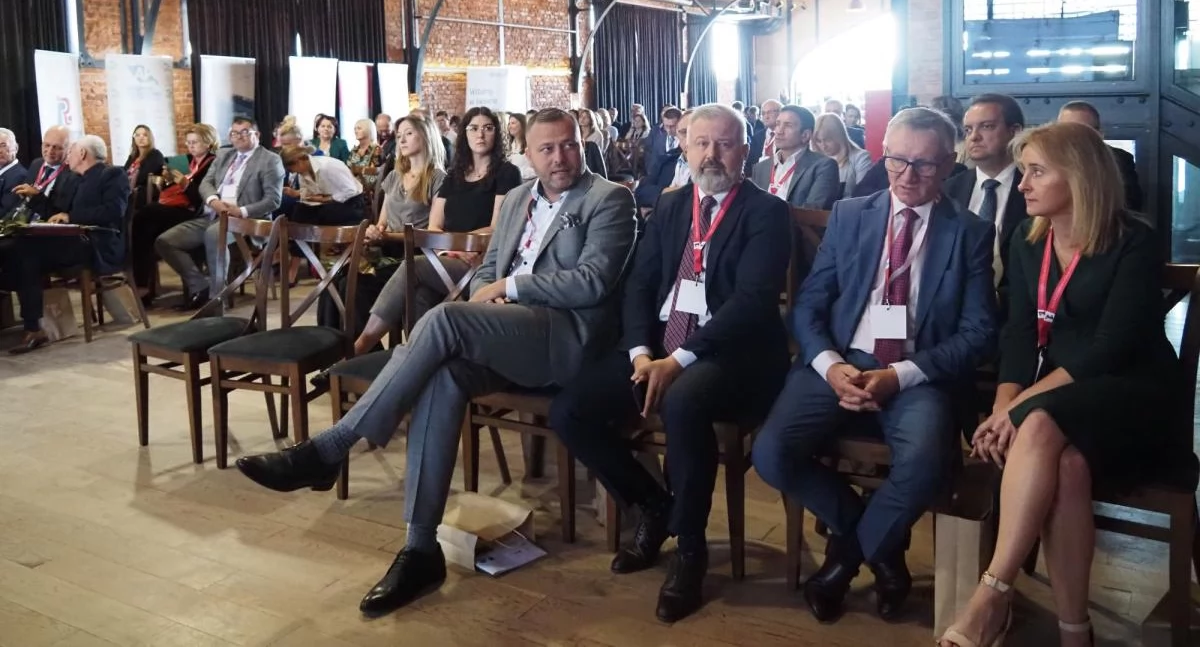 VI Radomszczańskie Forum Przedsiębiorczości “Bezpieczny biznes w niebezpiecznych czasach”. Zapisy jeszcze tylko dzisiaj