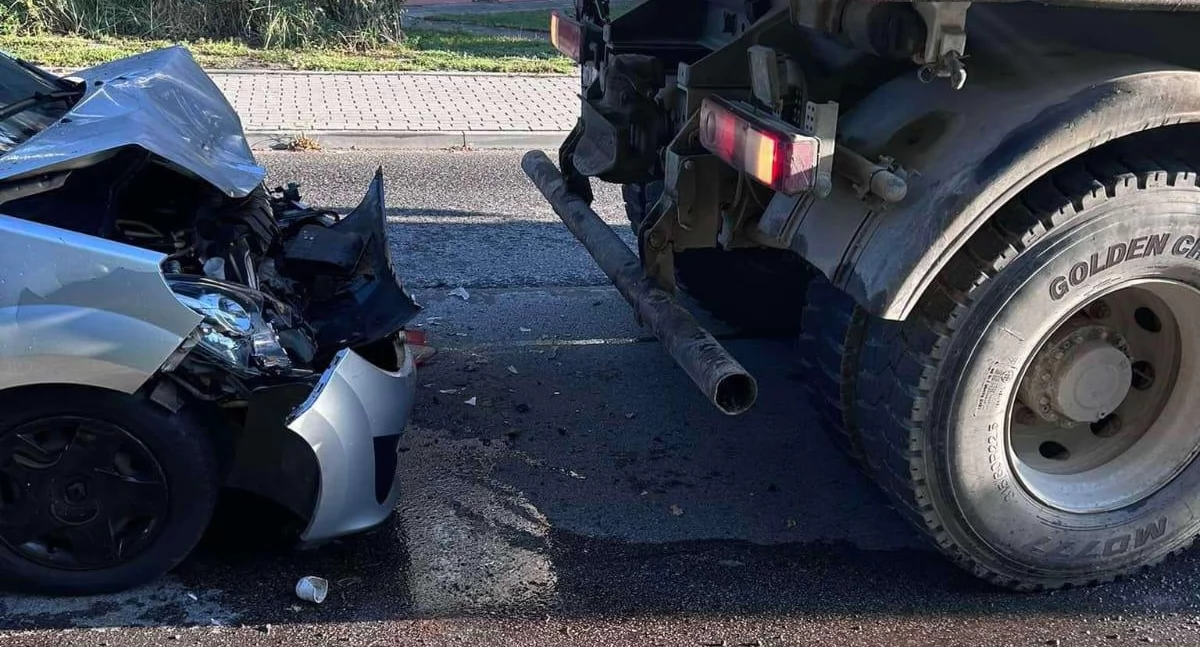 Karambol na ulicy 11 Listopada. Zaczęło się od Chevroletta, którym kierowała 19-latka