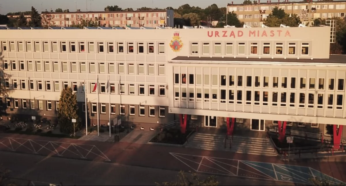 Urząd zwalnia pracowników fizycznych z wydziału bezpieczeństwa: „Częstotliwość pracy była mała