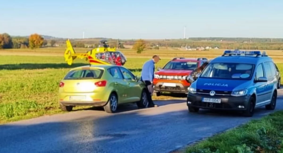 Wypadek w gminie Masłowice. Ranna rowerzystka. Wezwano śmigłowiec LPR