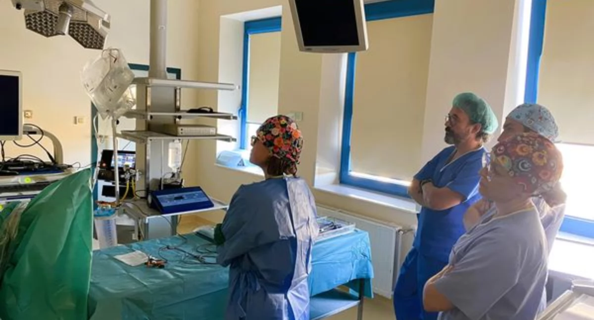 Leczenie prostaty w radomszczańskim szpitalu: Doktor Jędrzejczyk: - Całość można wykonać przez „dziurkę od klucza”