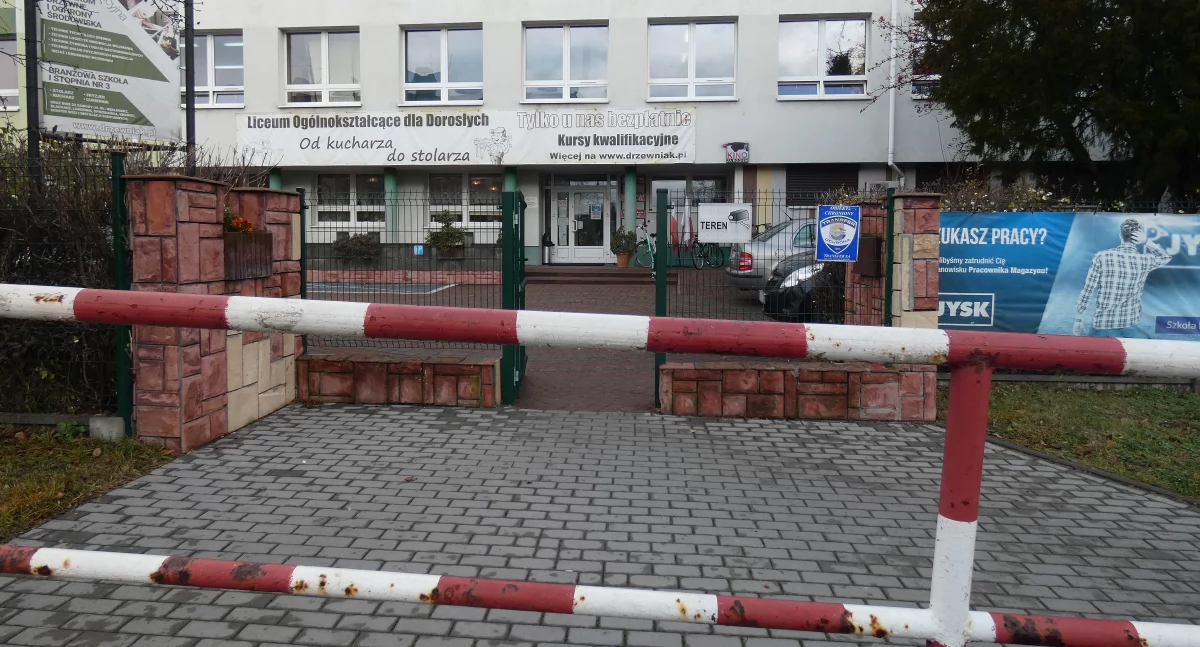 Polowanie na dilerów. Nauczycielka: W technikach biorą, dla zabawy, w liceach dla wyniku